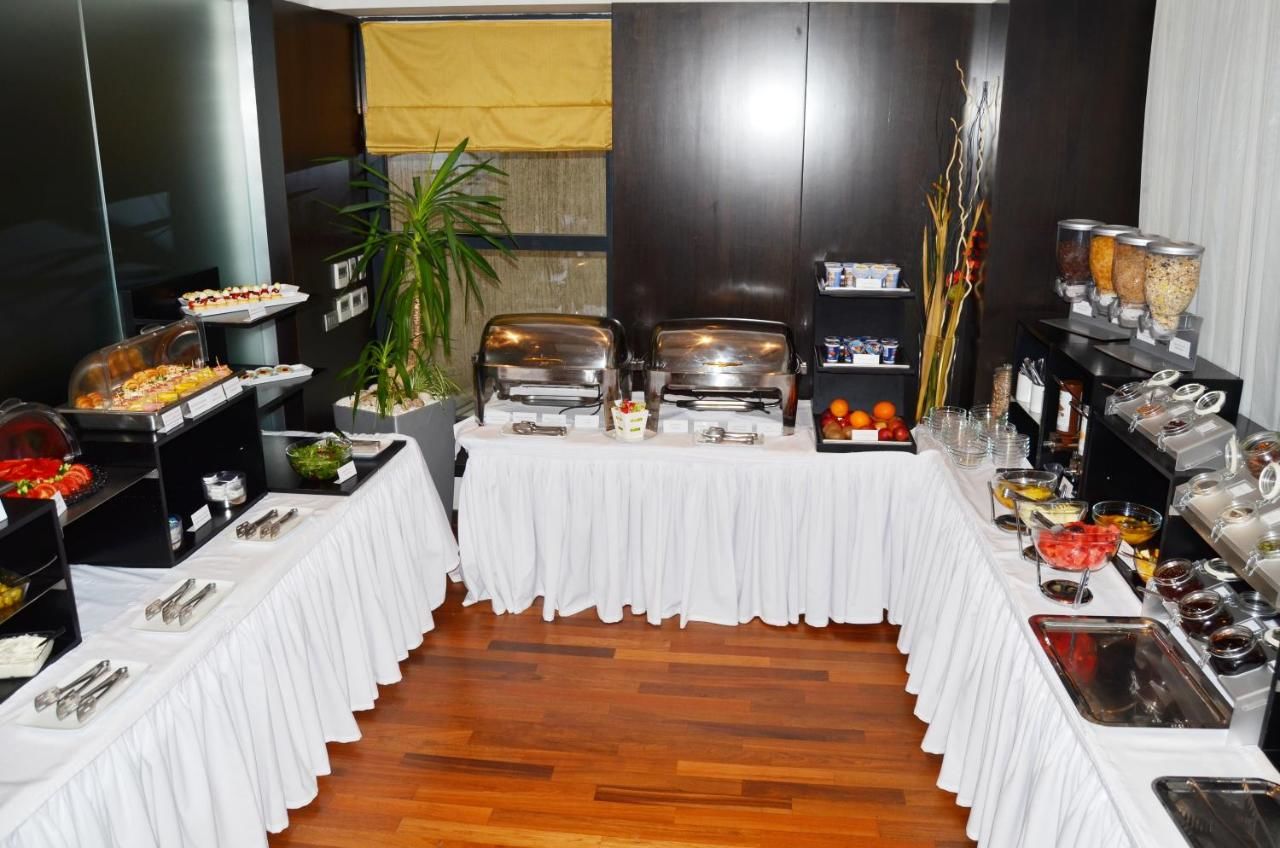 Отель Hotel Berthelot Бухарест-42