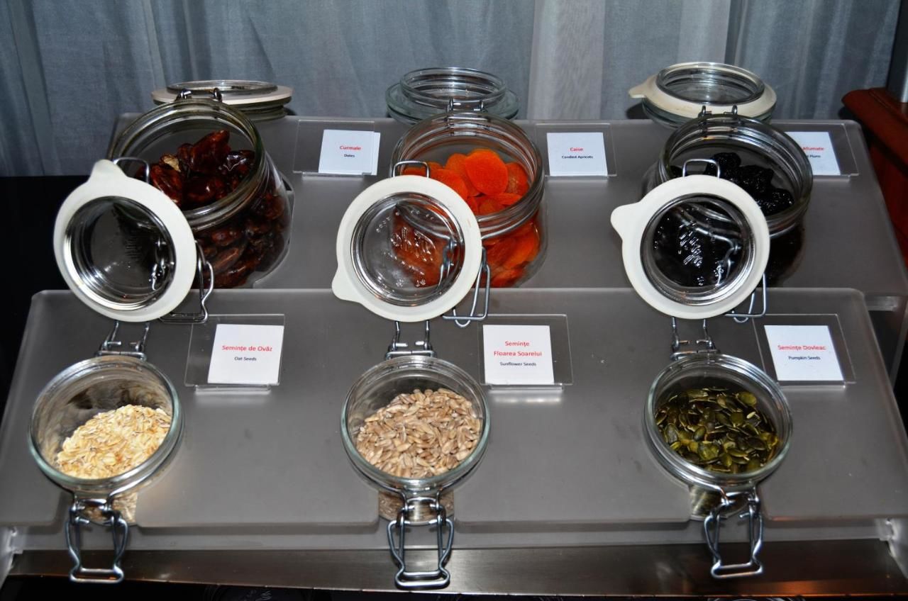 Отель Hotel Berthelot Бухарест-47