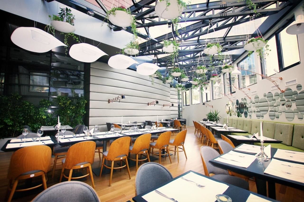 Отель Hotel Berthelot Бухарест-12