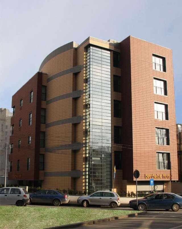 Отель Hotel Berthelot Бухарест-3