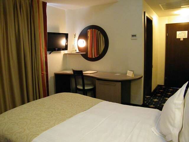 Отель Hotel Berthelot Бухарест-25