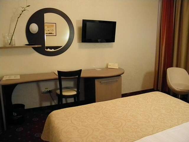 Отель Hotel Berthelot Бухарест-32